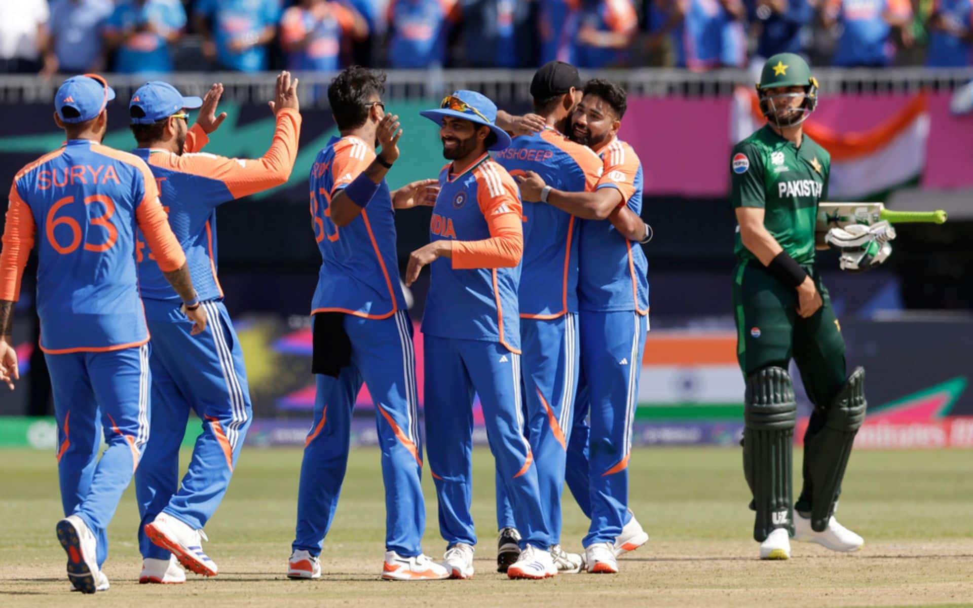 India beat Pakistan by 6 runs [AP]